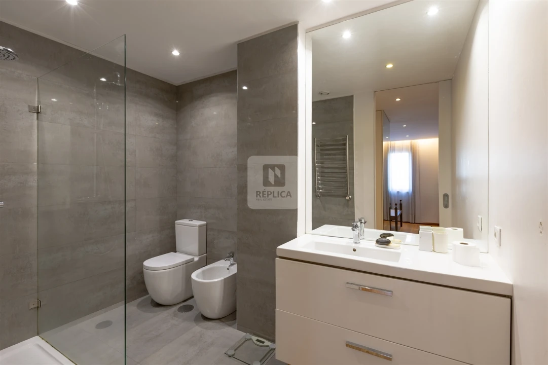 Apartamento T3 para Venda em Ramalde Foto 19