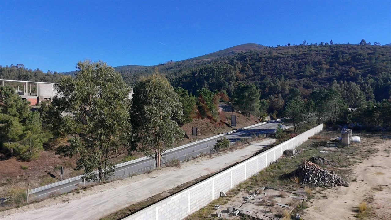 Terreno para Venda em Aboadela, Sanche e Várzea Foto 11