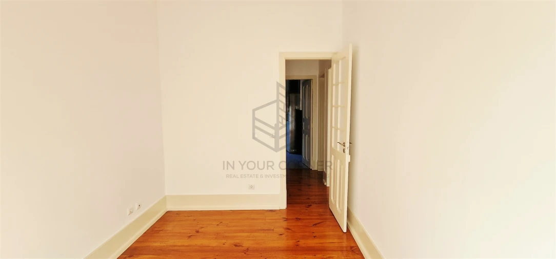 Apartamento T2 para Venda em São Vicente Foto 3