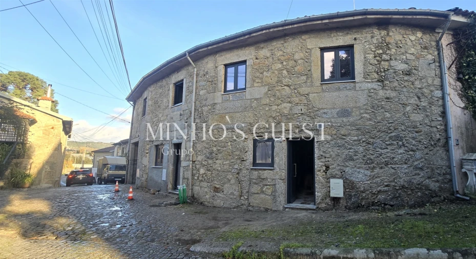 Apartamento T0 para Venda em Gualtar Foto 1