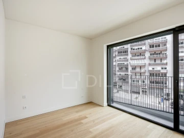 Apartamento T4 para Venda em Lumiar