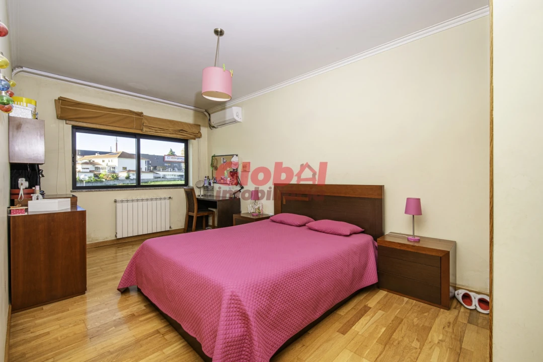 Apartamento T3 para Venda em Rio de Loba Foto 12