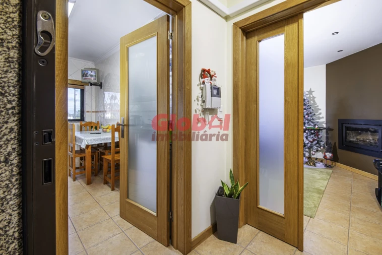 Apartamento T3 para Venda em Rio de Loba Foto 5