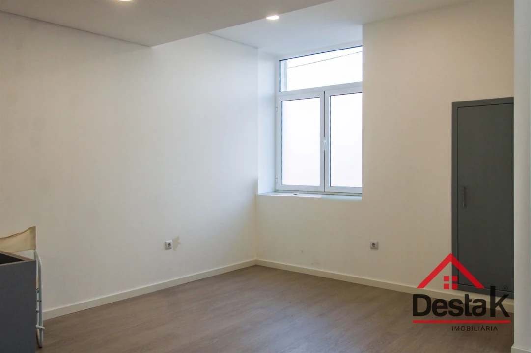 Apartamento T2 para Arrendamento em São Pedro do Sul, Várzea e Baiões Foto 6