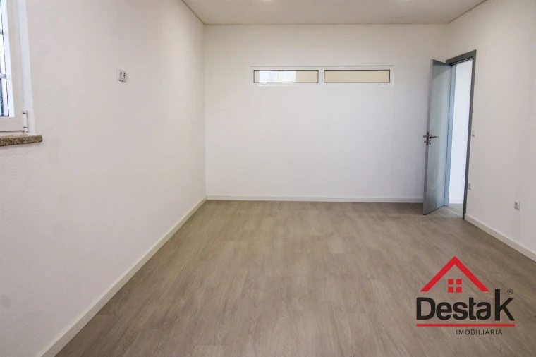 Apartamento T2 para Arrendamento em São Pedro do Sul, Várzea e Baiões Foto 8