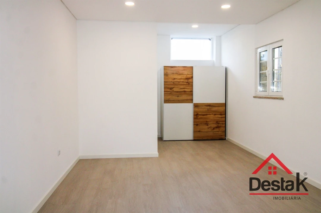 Apartamento T2 para Arrendamento em São Pedro do Sul, Várzea e Baiões Foto 7