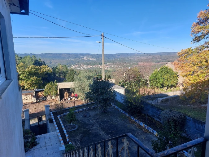 Moradia T3 para Venda em Antas e Matela Foto 9