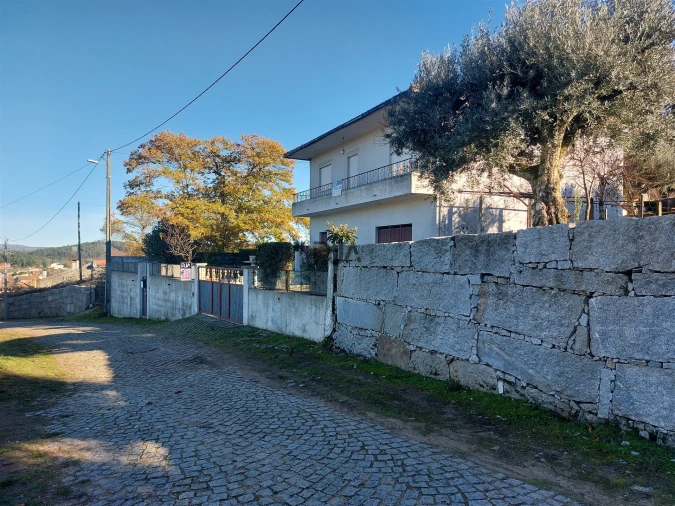 Moradia T3 para Venda em Antas e Matela Foto 3