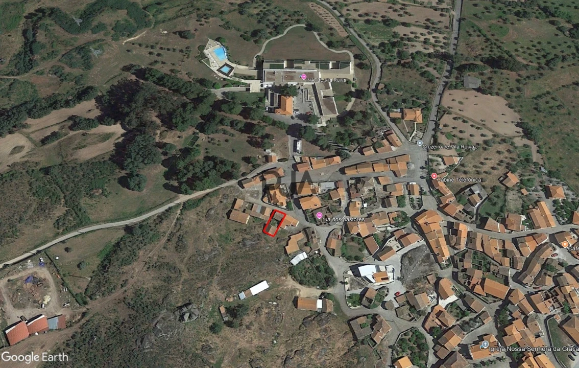 Moradia T0 para Venda em Juncais, Vila Ruiva e Vila Soeiro do Chão Foto 10