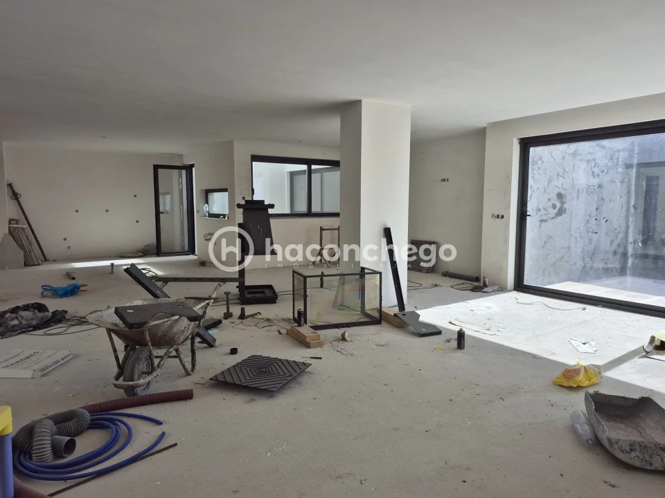 Moradia T3 para Venda em Alvelos Foto 19