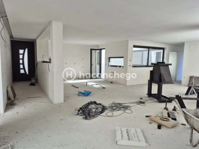 Moradia T3 para Venda em Alvelos Foto 17