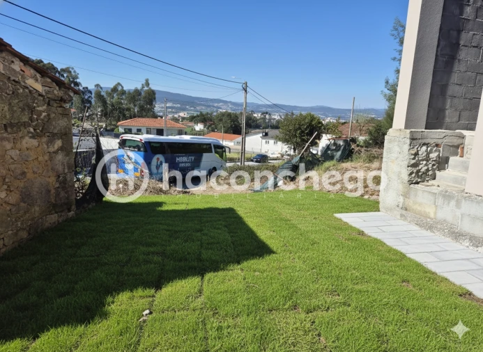 Moradia T3 para Venda em Alvelos Foto 6