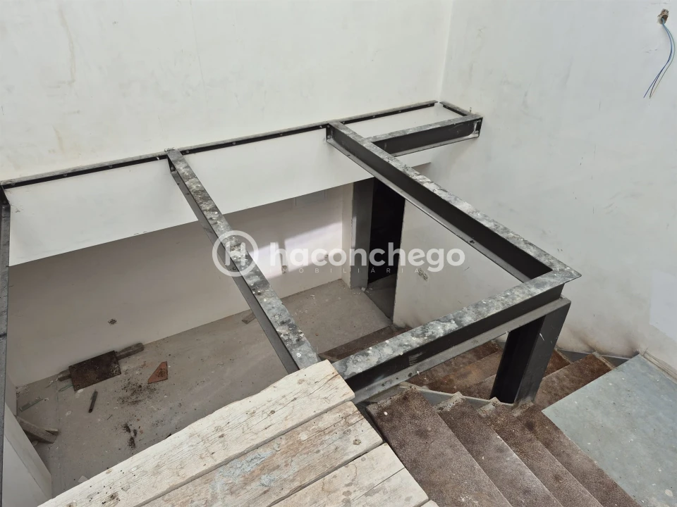 Moradia T3 para Venda em Alvelos Foto 15