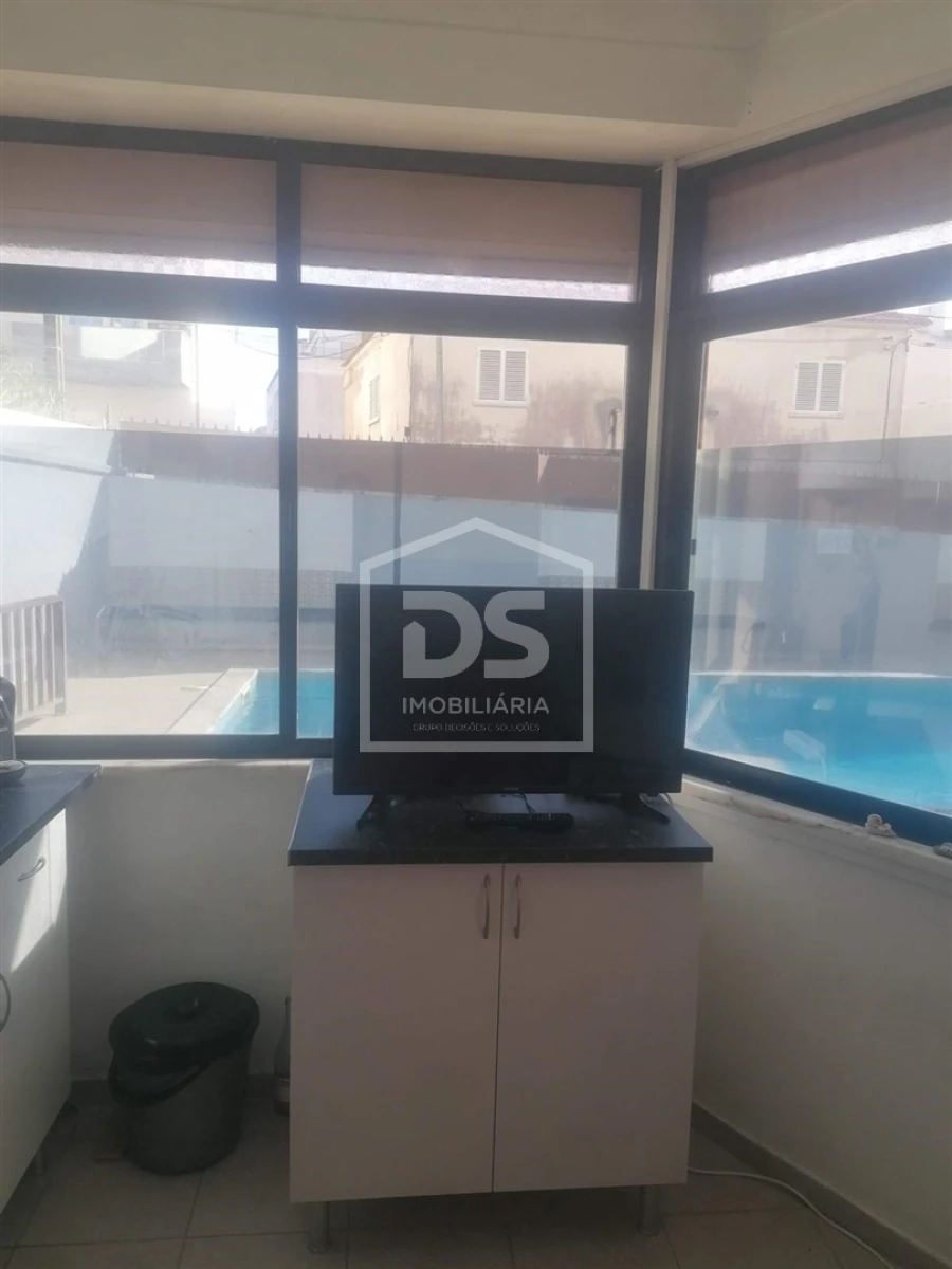 Apartamento T1 para Venda em Coimbrão Foto 7