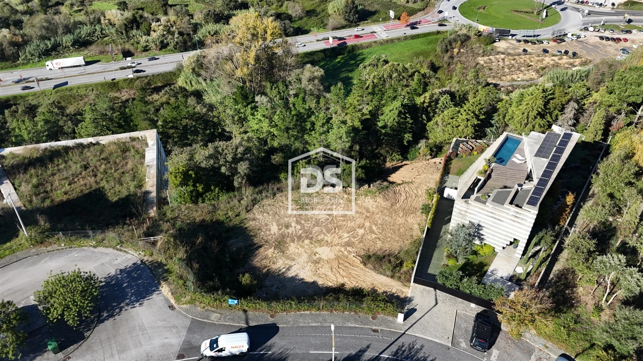 Terreno para Venda em Leiria, Pousos, Barreira e Cortes Foto 1