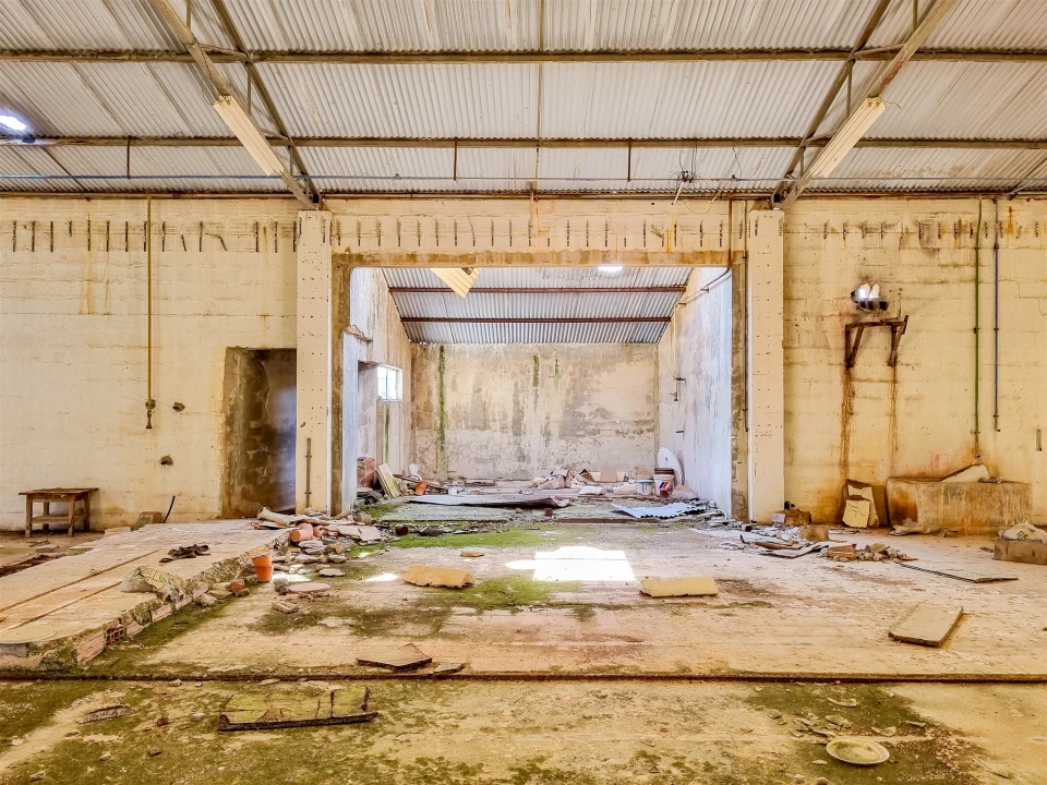 Armazém para Venda em Maceira Foto 37