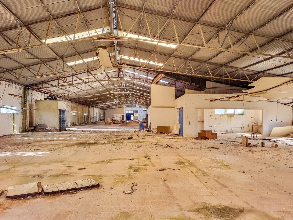 Armazém para Venda em Maceira Foto 17