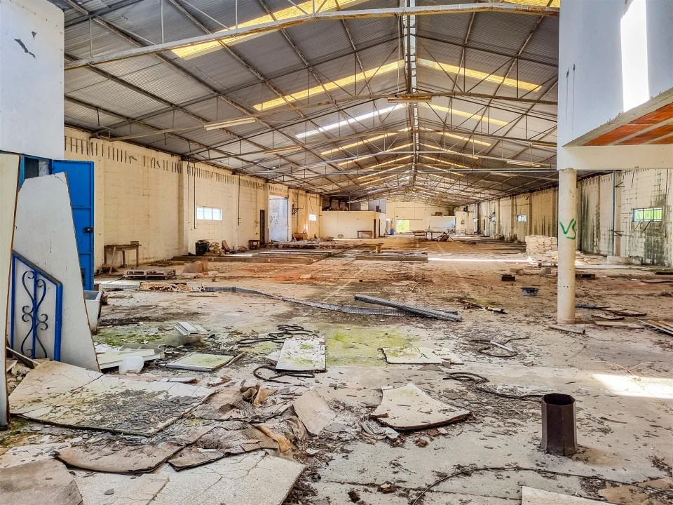 Armazém para Venda em Maceira Foto 28