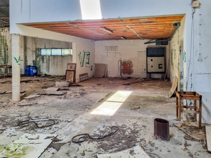 Armazém para Venda em Maceira Foto 31