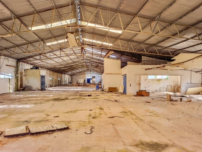 Armazém para Venda em Maceira Foto 17