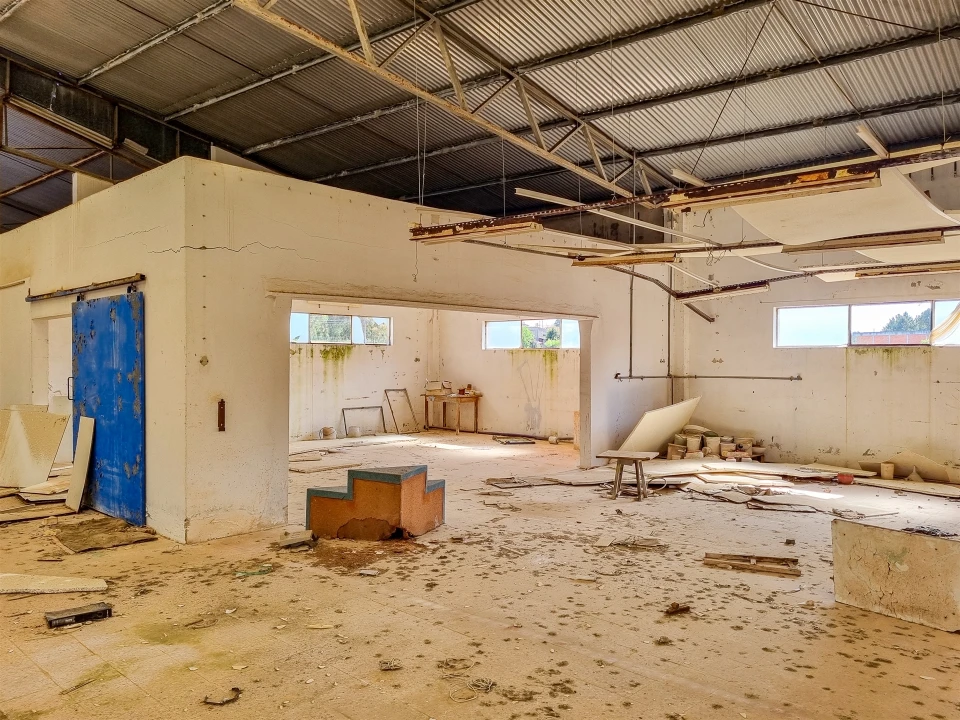 Armazém para Venda em Maceira Foto 12