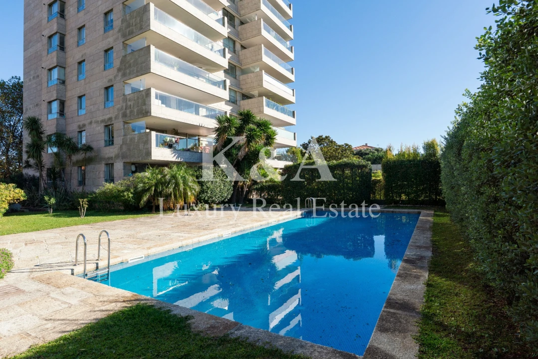 Apartamento T4 para Venda em Lordelo do Ouro e Massarelos Foto 7