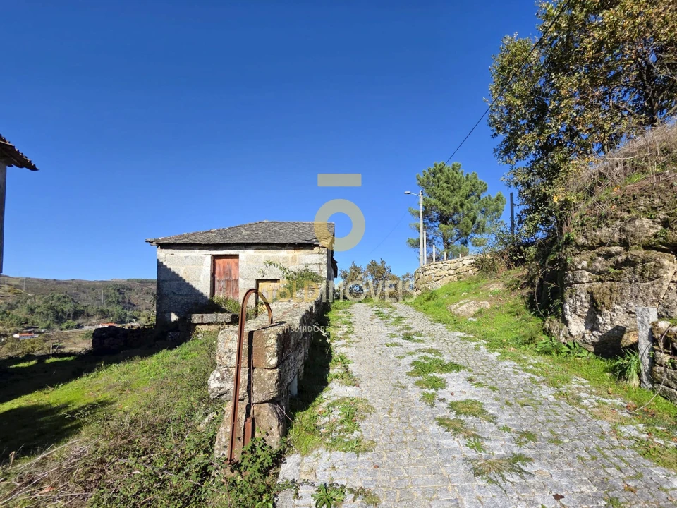 Quinta T0 para Venda em Grilo Foto 6