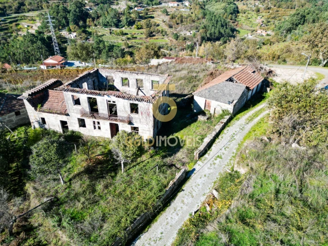 Quinta T0 para Venda em Grilo Foto 12