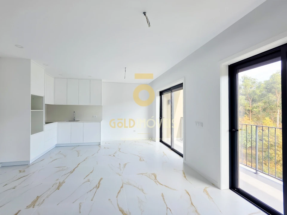 Apartamento T1 para Arrendamento em Cabeça Santa Foto 3