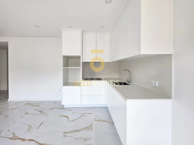 Apartamento T1 para Arrendamento em Cabeça Santa Foto 5