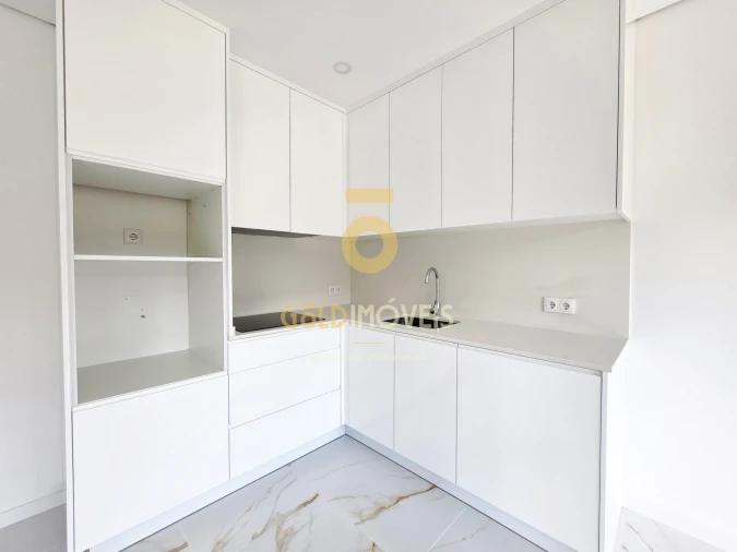 Apartamento T1 para Arrendamento em Cabeça Santa Foto 6