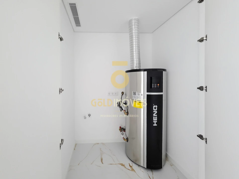 Apartamento T1 para Arrendamento em Cabeça Santa Foto 9