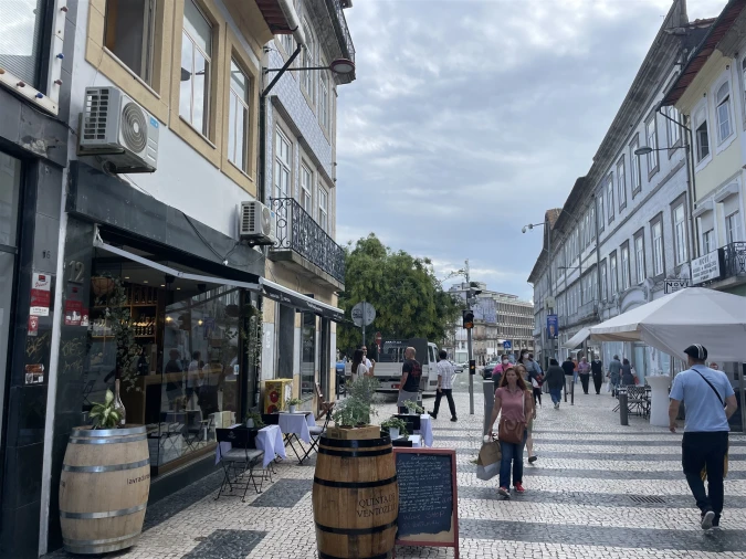 Apartamento T2 para Venda em Ramalde Foto 13