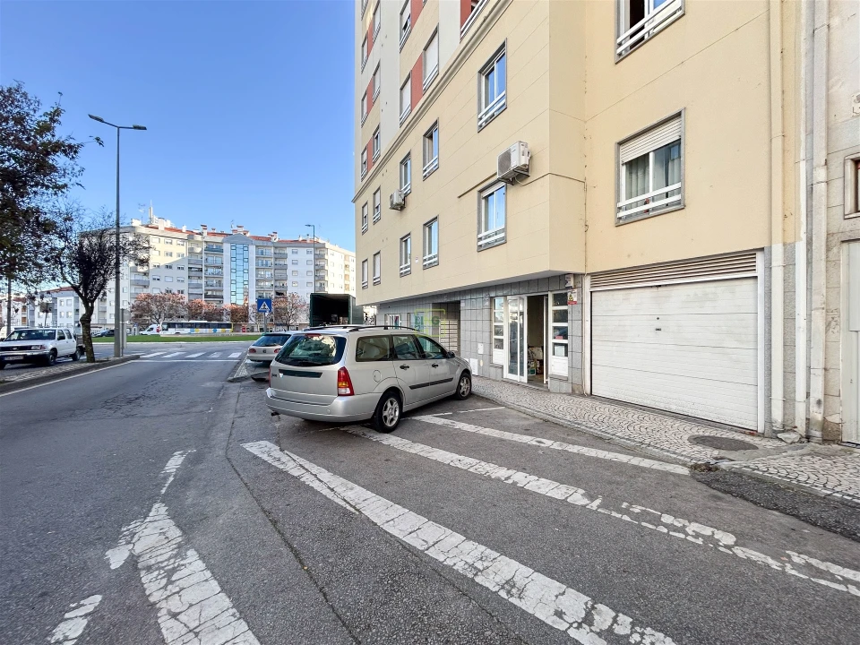 Garagem para Venda em Castelo Branco Foto 16