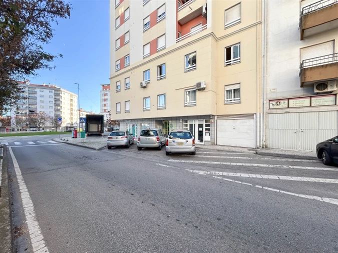 Garagem para Venda em Castelo Branco Foto 17