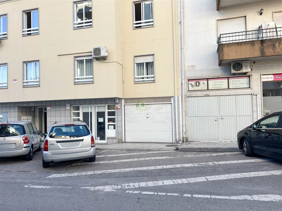 Garagem para Venda em Castelo Branco Foto 18