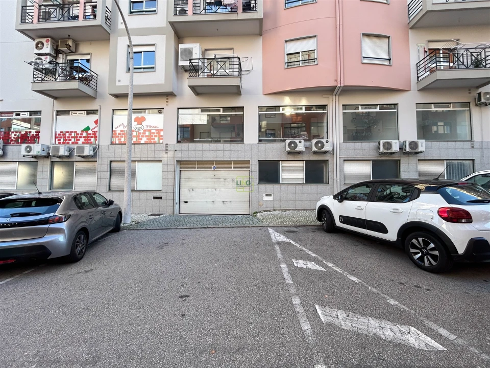 Garagem para Venda em Castelo Branco Foto 11