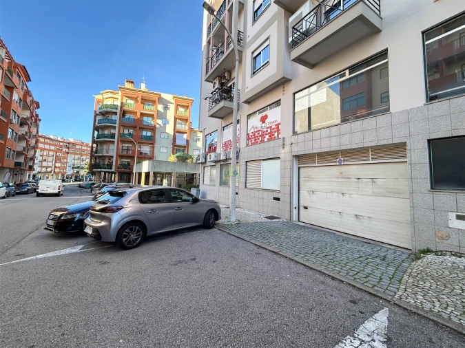 Garagem para Venda em Castelo Branco Foto 10