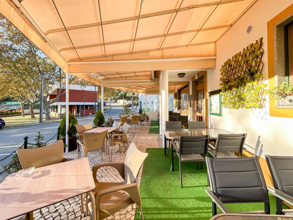 Prédio para Venda em Sobreira Formosa e Alvito da Beira Foto 6