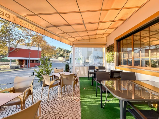 Prédio para Venda em Sobreira Formosa e Alvito da Beira Foto 9