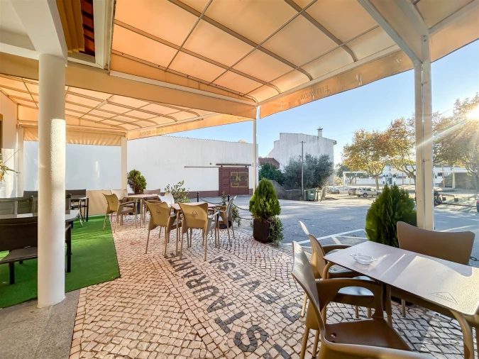 Prédio para Venda em Sobreira Formosa e Alvito da Beira Foto 13