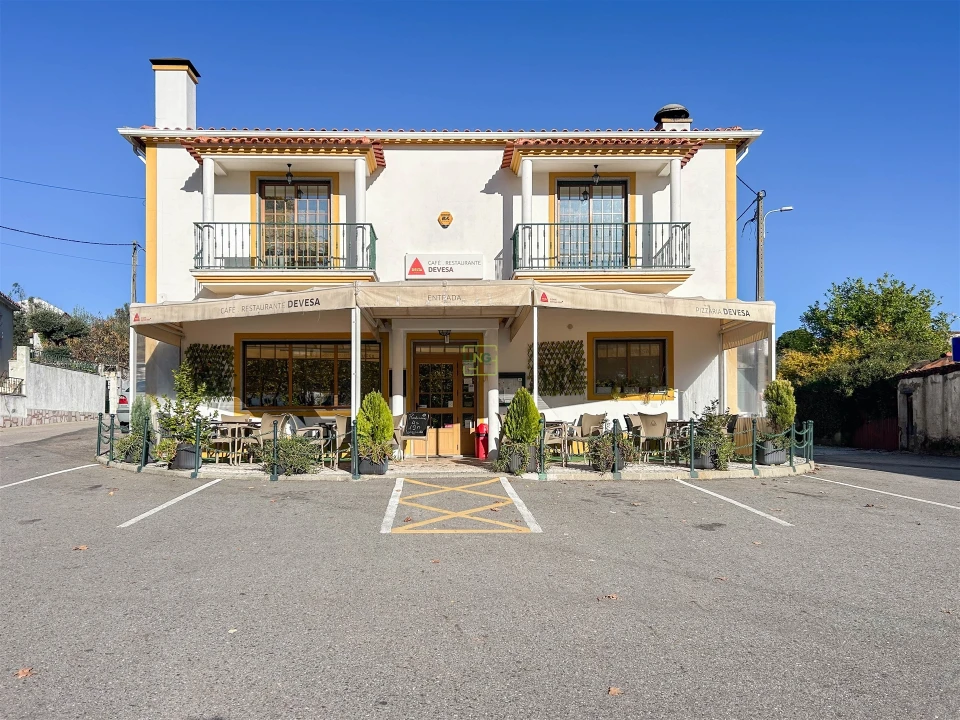 Prédio para Venda em Sobreira Formosa e Alvito da Beira Foto 1