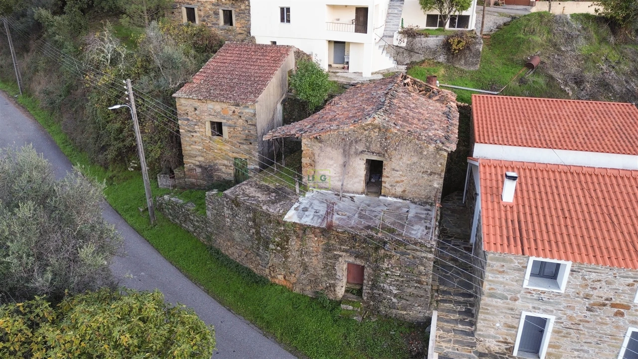 Moradia T8 para Venda em Sobreira Formosa e Alvito da Beira Foto 20