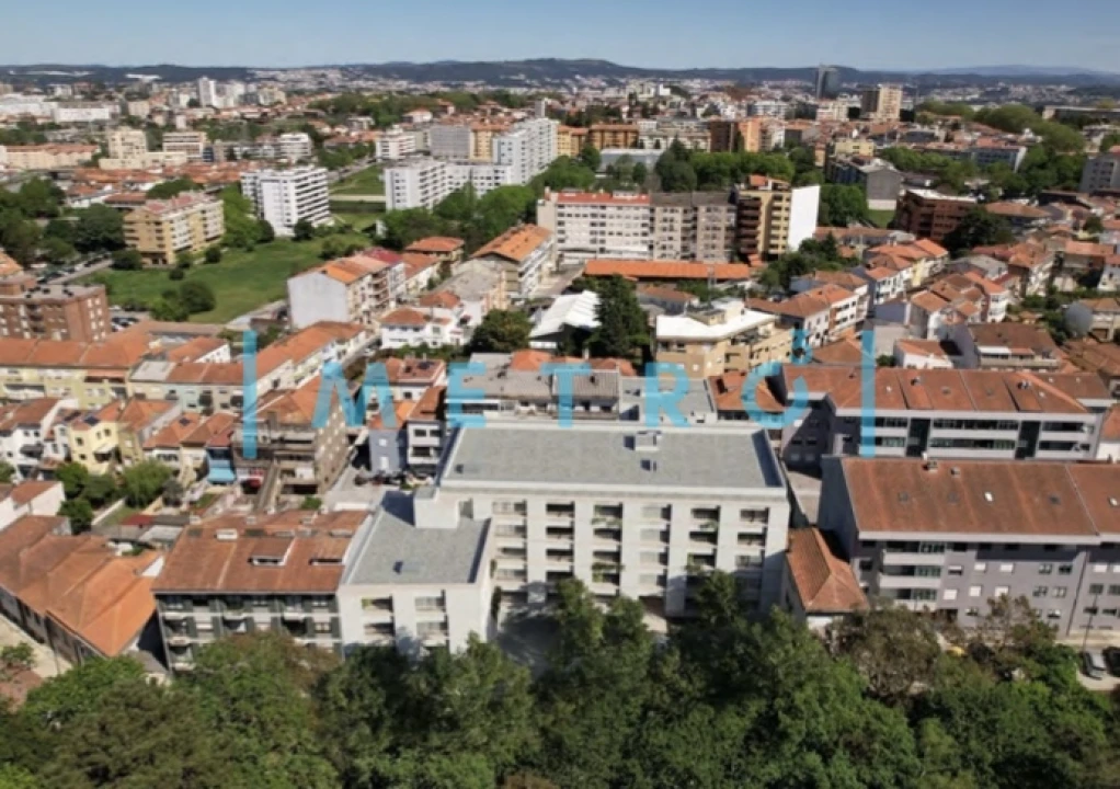 Apartamento T2 para Venda em Paranhos Foto 11