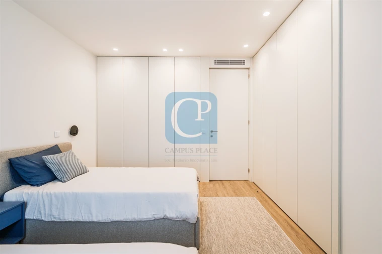 Apartamento T2 para Venda em Azurem Foto 14