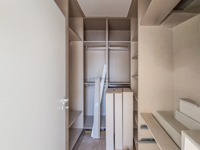 Moradia T4 para Venda em Rio de Mouro Foto 23