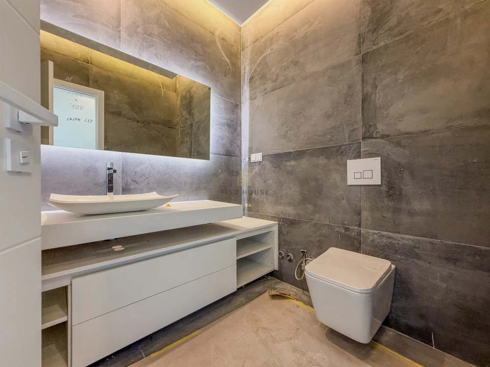 Moradia T4 para Venda em Rio de Mouro Foto 25