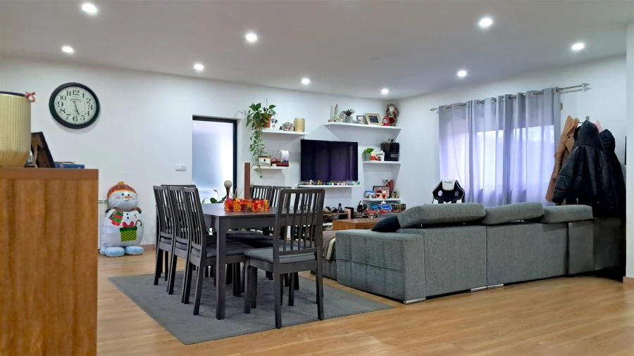 Moradia T4 para Venda em Mioma Foto 15