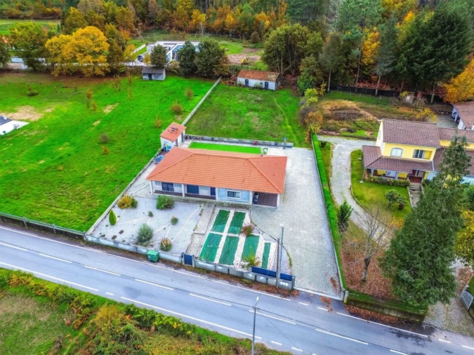 Moradia T4 para Venda em Mioma Foto 36