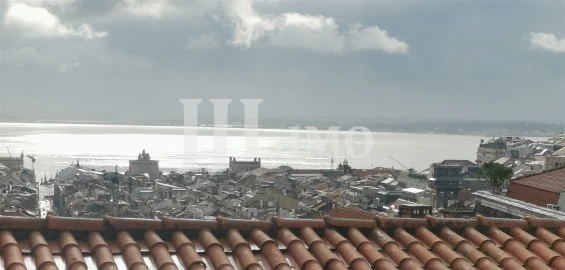 Apartamento T2 para Arrendamento em Arroios